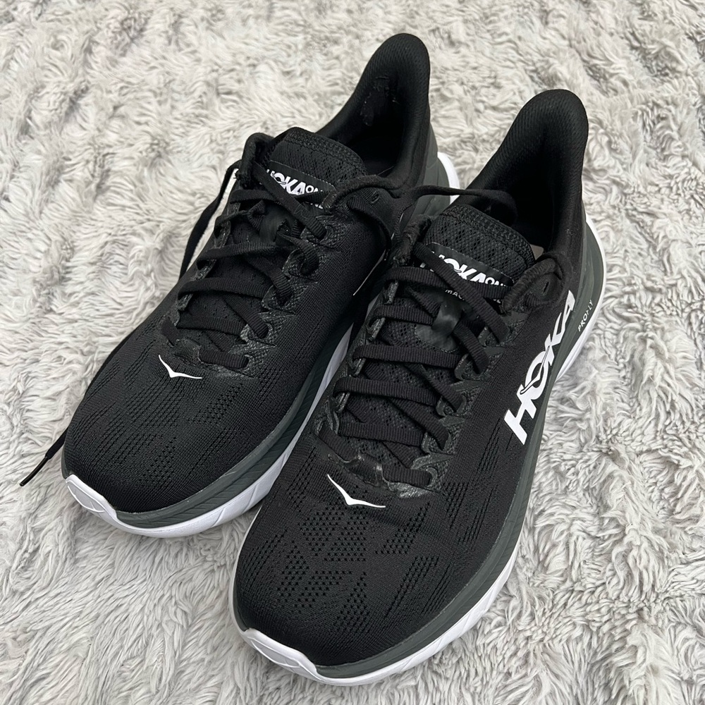 HOKA MACH 4 Running Sneaker